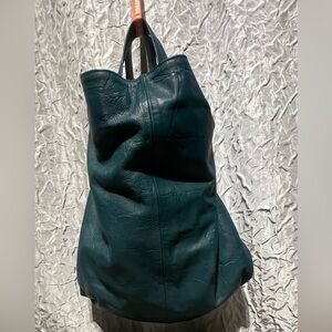 Laura Di Maggio, over sized handbag, green/blue